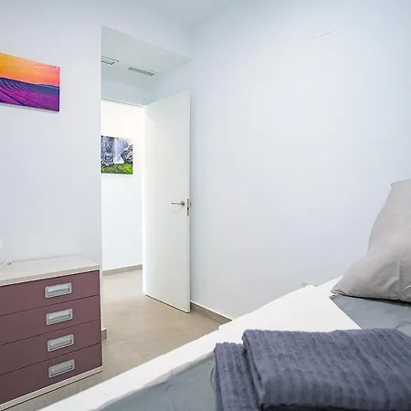 218 New Laguna View Jakuzzi - Alicante